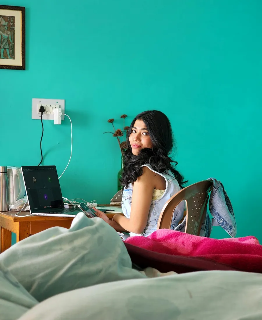 A student studying online from home